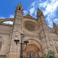 Holiday & Seasonal Tours