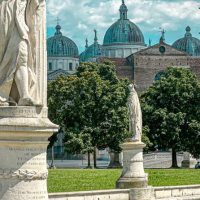 Tours & Sightseeing