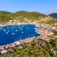 Holiday & Seasonal Tours